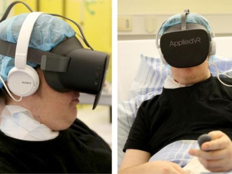 Meta Quest 2 VR glasses cancer Patient